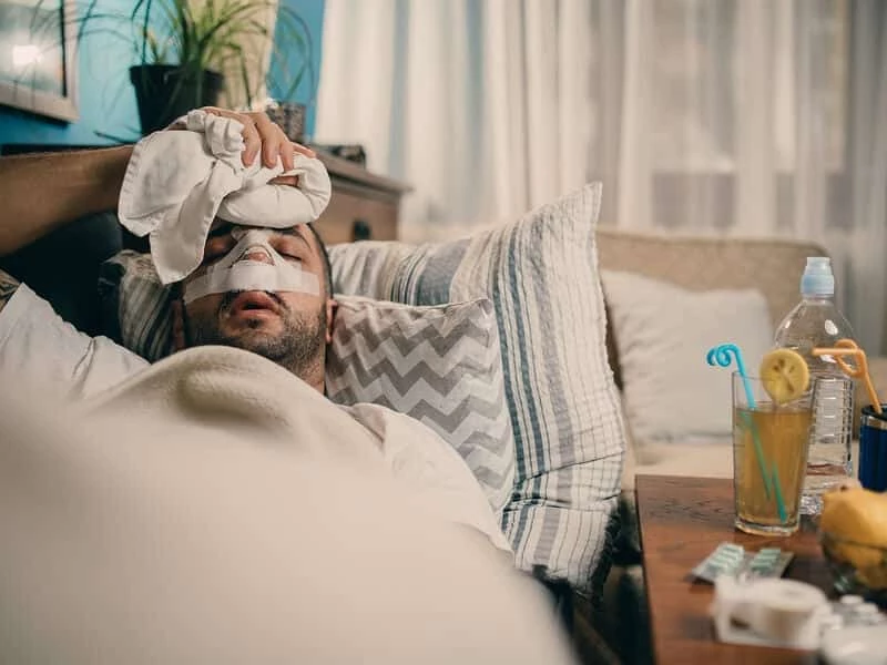 نحوه خوابیدن بعد از عمل بینی